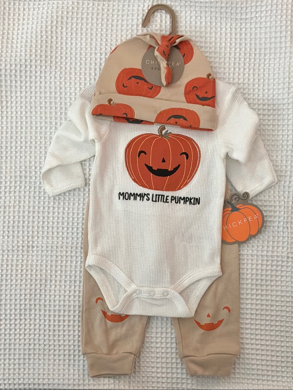 chick pea Cream & Orange Pumpkin Baby Outfit